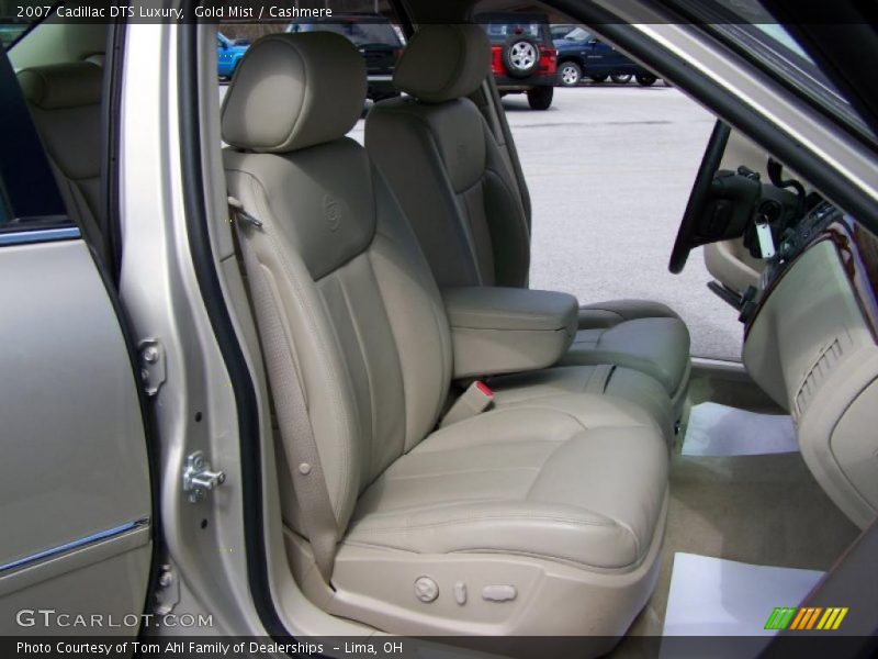 Gold Mist / Cashmere 2007 Cadillac DTS Luxury