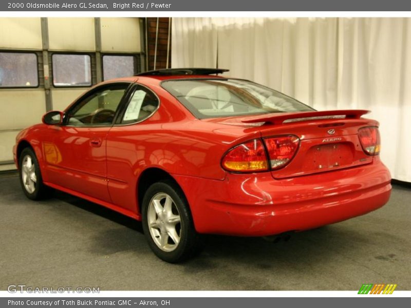 Bright Red / Pewter 2000 Oldsmobile Alero GL Sedan