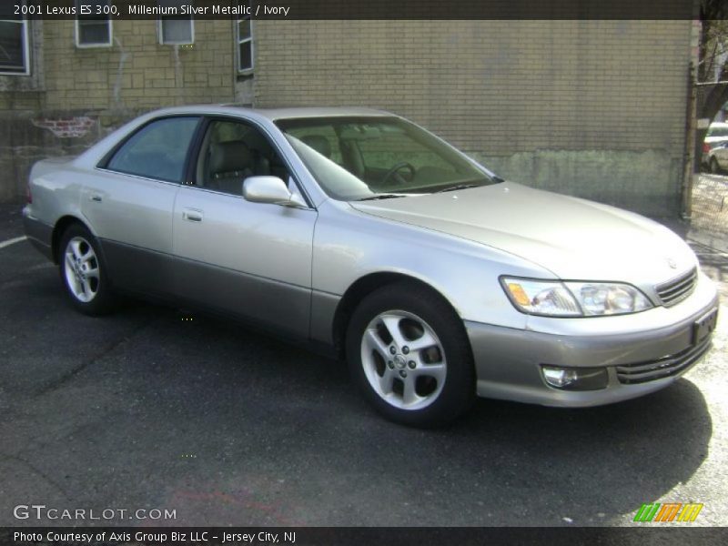 Millenium Silver Metallic / Ivory 2001 Lexus ES 300