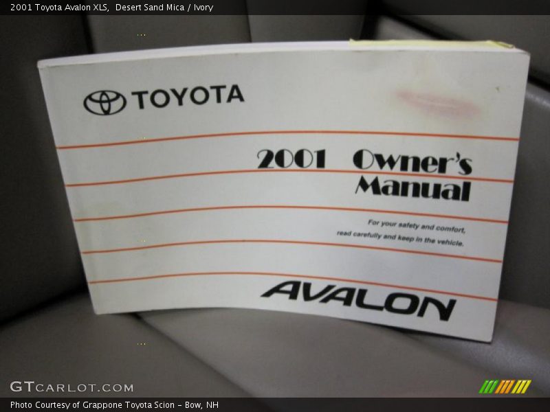 Desert Sand Mica / Ivory 2001 Toyota Avalon XLS