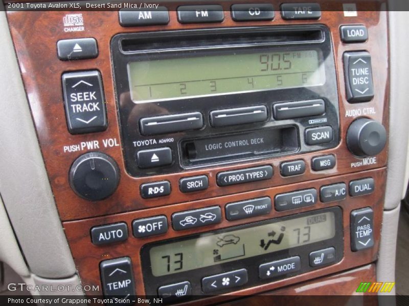 Desert Sand Mica / Ivory 2001 Toyota Avalon XLS