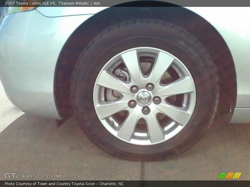 Titanium Metallic / Ash 2007 Toyota Camry XLE V6
