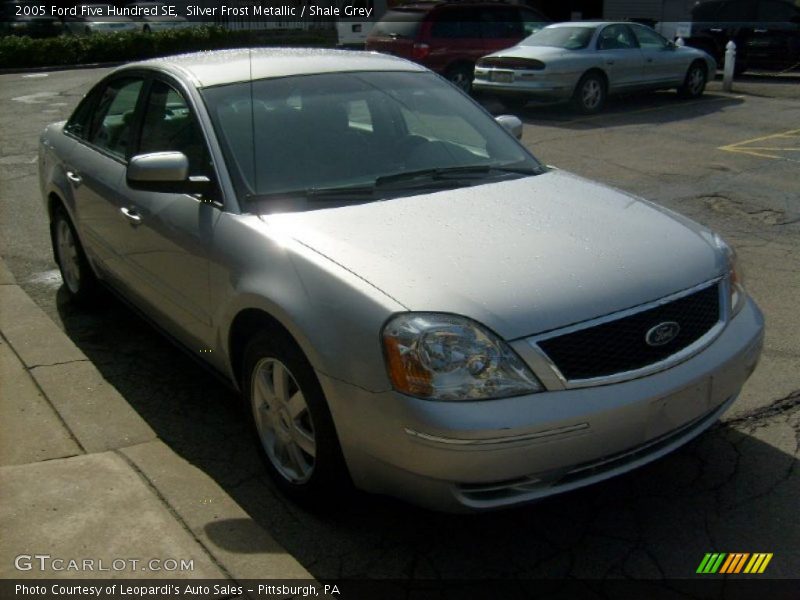 Silver Frost Metallic / Shale Grey 2005 Ford Five Hundred SE