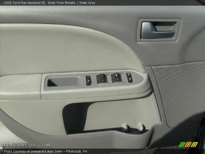 Silver Frost Metallic / Shale Grey 2005 Ford Five Hundred SE