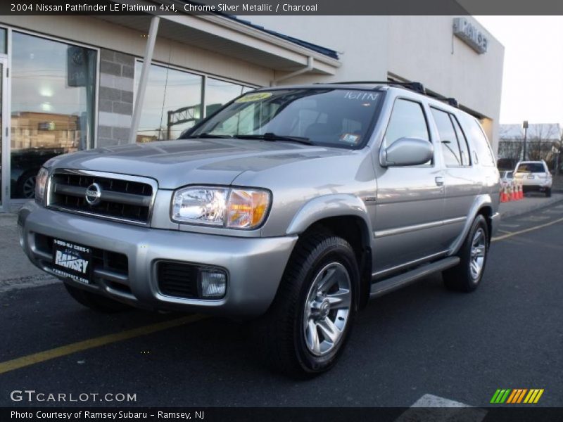 Chrome Silver Metallic / Charcoal 2004 Nissan Pathfinder LE Platinum 4x4