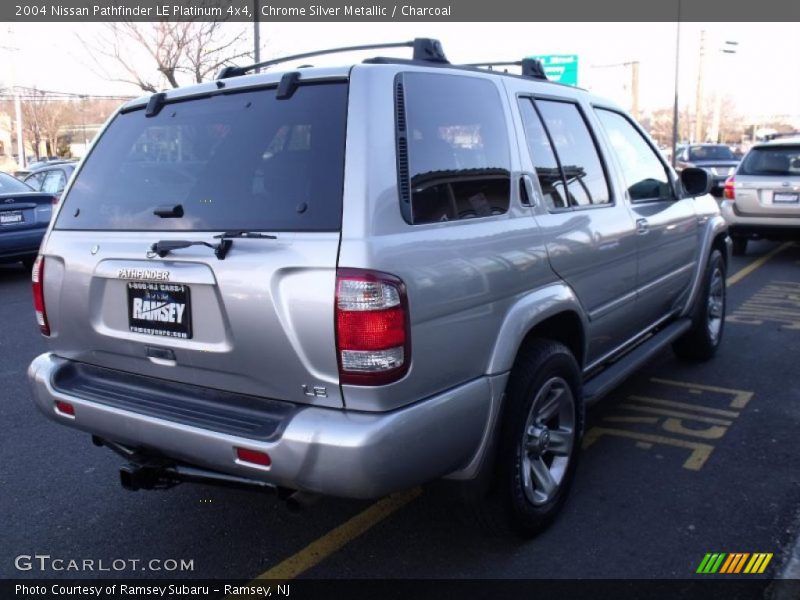 Chrome Silver Metallic / Charcoal 2004 Nissan Pathfinder LE Platinum 4x4