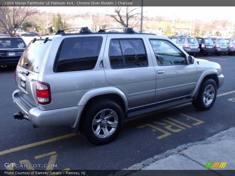 Chrome Silver Metallic / Charcoal 2004 Nissan Pathfinder LE Platinum 4x4