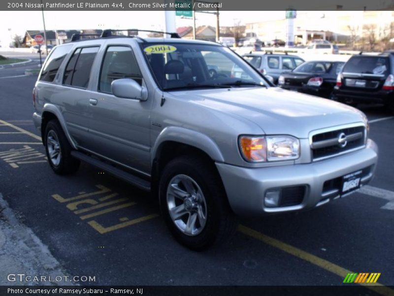 Chrome Silver Metallic / Charcoal 2004 Nissan Pathfinder LE Platinum 4x4