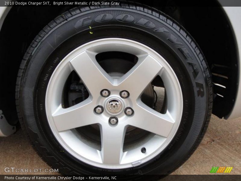 Bright Silver Metallic / Dark Slate Gray 2010 Dodge Charger SXT