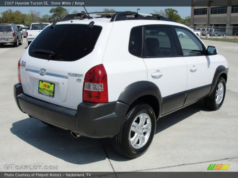Stone White / Beige 2007 Hyundai Tucson SE