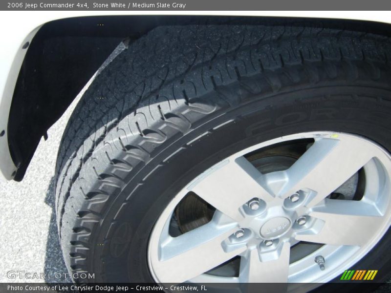 Stone White / Medium Slate Gray 2006 Jeep Commander 4x4