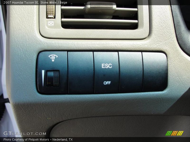 Stone White / Beige 2007 Hyundai Tucson SE