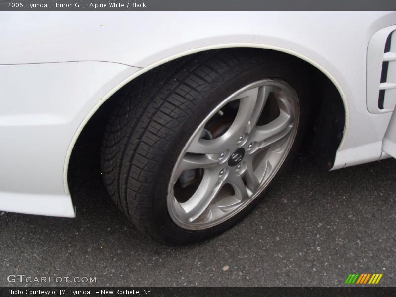 Alpine White / Black 2006 Hyundai Tiburon GT