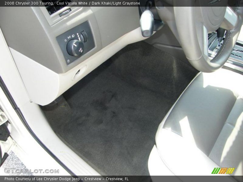 Cool Vanilla White / Dark Khaki/Light Graystone 2008 Chrysler 300 Touring