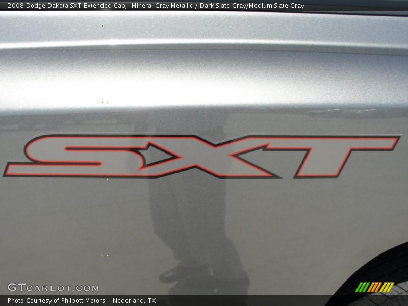 Mineral Gray Metallic / Dark Slate Gray/Medium Slate Gray 2008 Dodge Dakota SXT Extended Cab