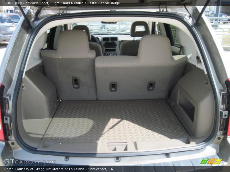 Light Khaki Metallic / Pastel Pebble Beige 2007 Jeep Compass Sport