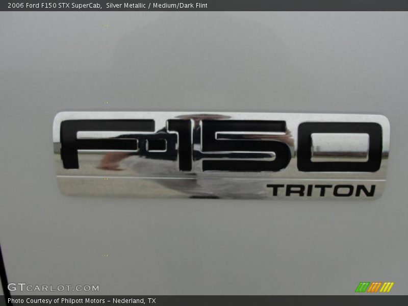 Silver Metallic / Medium/Dark Flint 2006 Ford F150 STX SuperCab