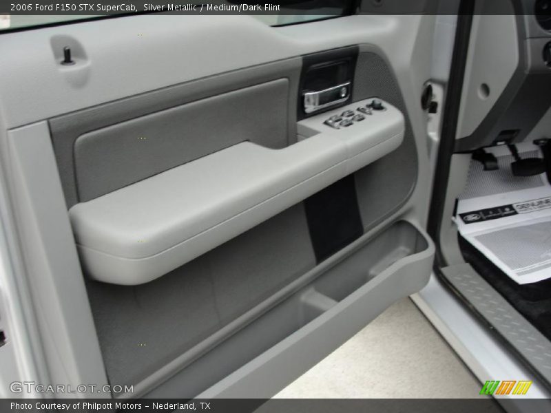 Silver Metallic / Medium/Dark Flint 2006 Ford F150 STX SuperCab