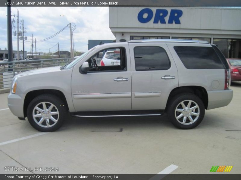 Silver Birch Metallic / Ebony Black 2007 GMC Yukon Denali AWD