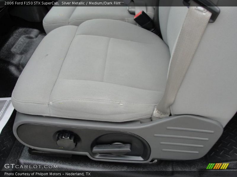 Silver Metallic / Medium/Dark Flint 2006 Ford F150 STX SuperCab
