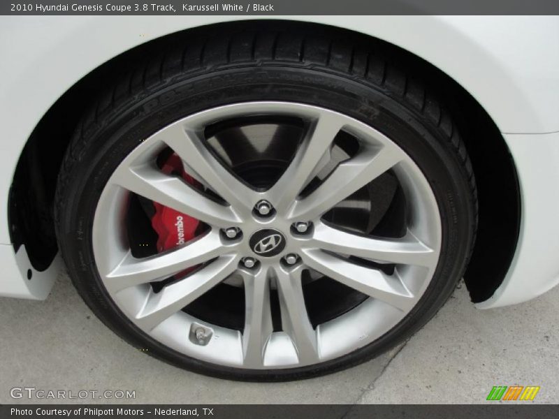 Karussell White / Black 2010 Hyundai Genesis Coupe 3.8 Track