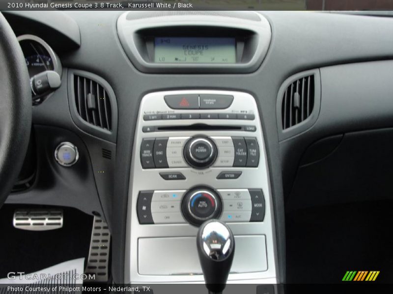 Karussell White / Black 2010 Hyundai Genesis Coupe 3.8 Track