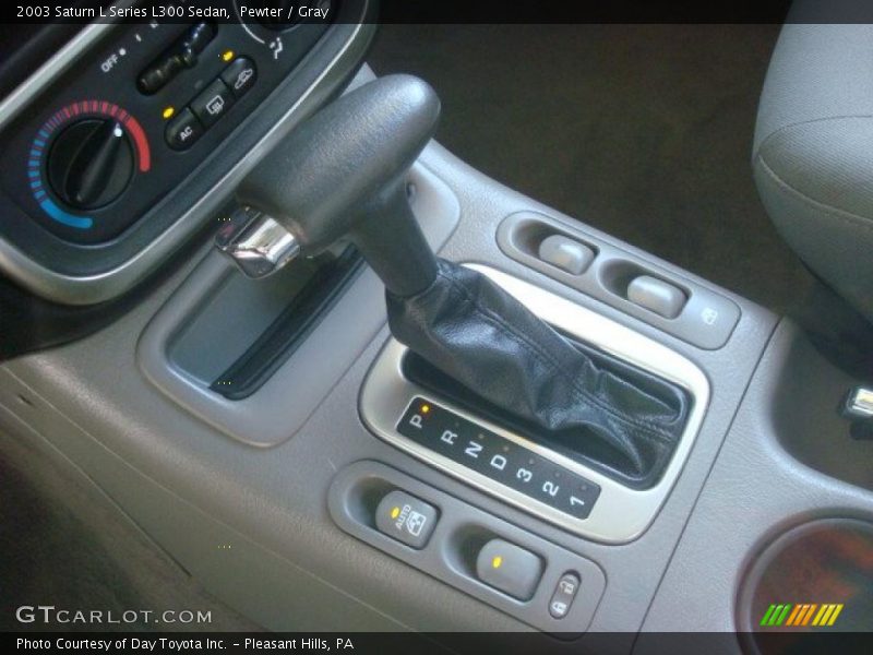 Pewter / Gray 2003 Saturn L Series L300 Sedan