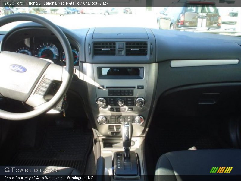 Sangria Red Metallic / Charcoal Black 2010 Ford Fusion SE