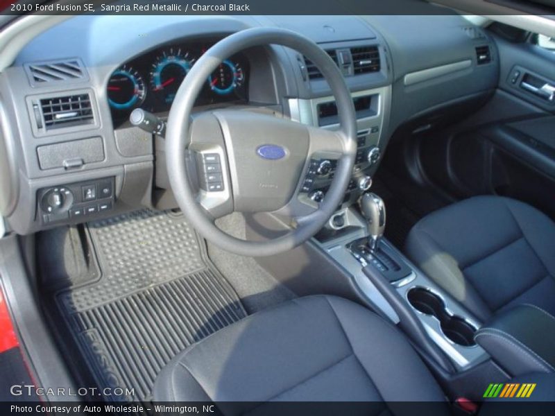 Sangria Red Metallic / Charcoal Black 2010 Ford Fusion SE