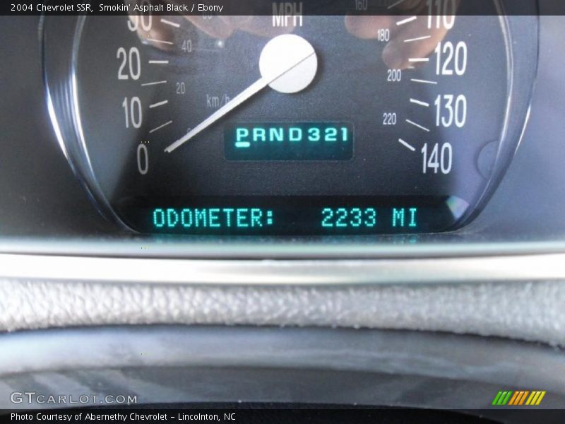 Smokin' Asphalt Black / Ebony 2004 Chevrolet SSR