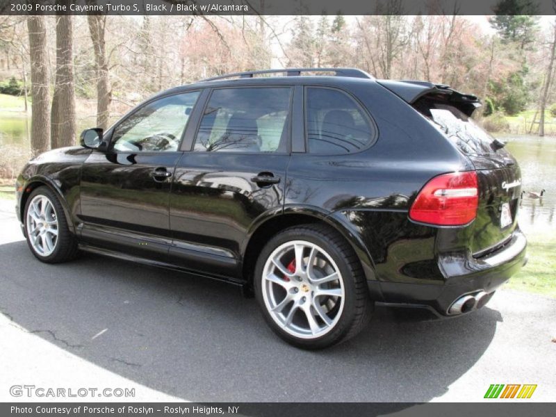 Black / Black w/Alcantara 2009 Porsche Cayenne Turbo S