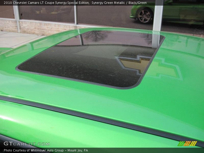 Synergy Green Metallic / Black/Green 2010 Chevrolet Camaro LT Coupe Synergy Special Edition