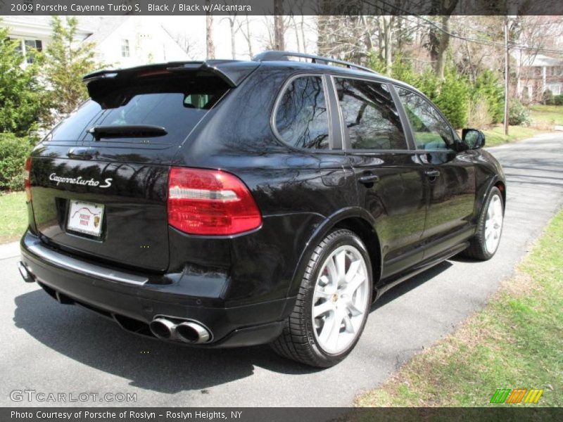 Black / Black w/Alcantara 2009 Porsche Cayenne Turbo S