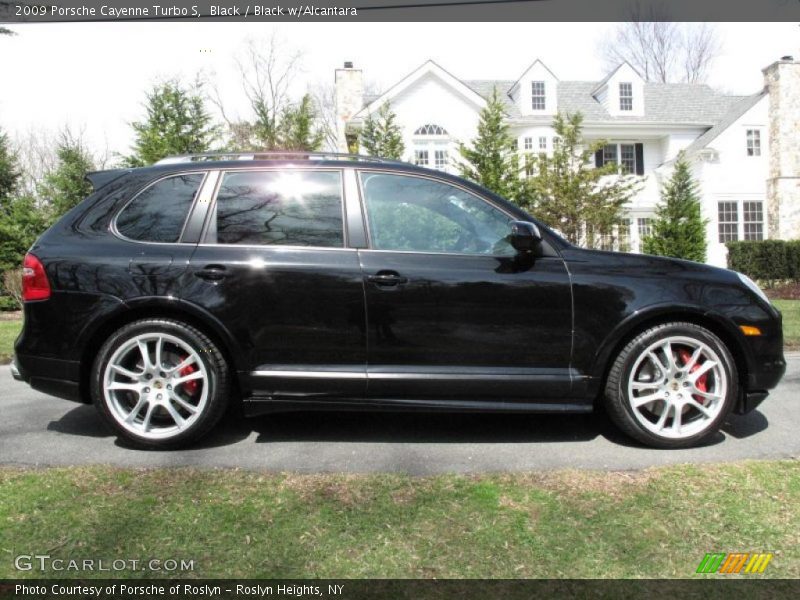 Black / Black w/Alcantara 2009 Porsche Cayenne Turbo S