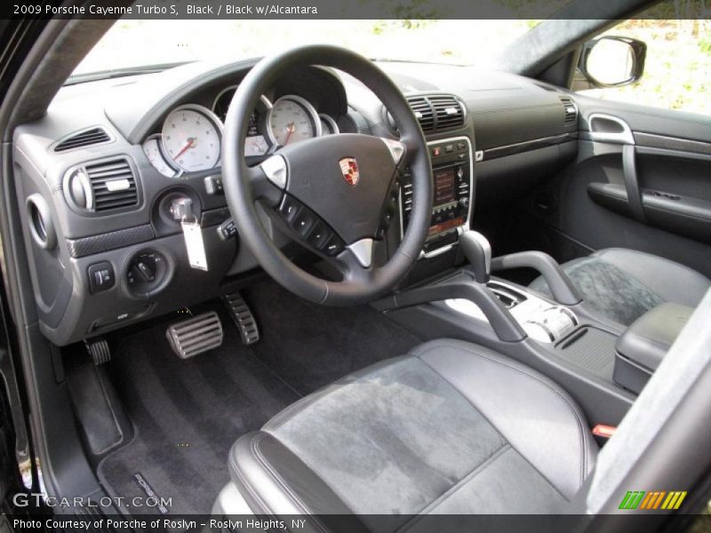 Black / Black w/Alcantara 2009 Porsche Cayenne Turbo S