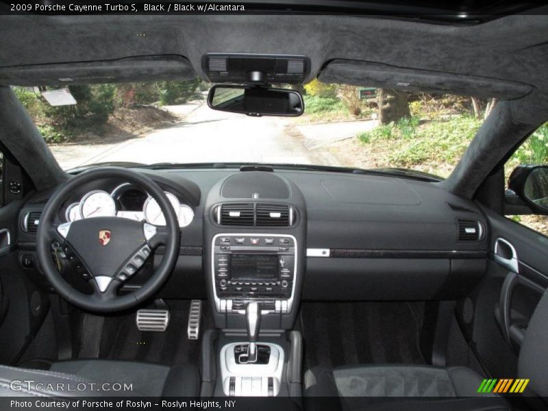 Black / Black w/Alcantara 2009 Porsche Cayenne Turbo S