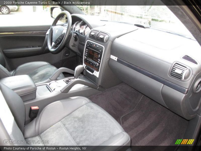 Black / Black w/Alcantara 2009 Porsche Cayenne Turbo S