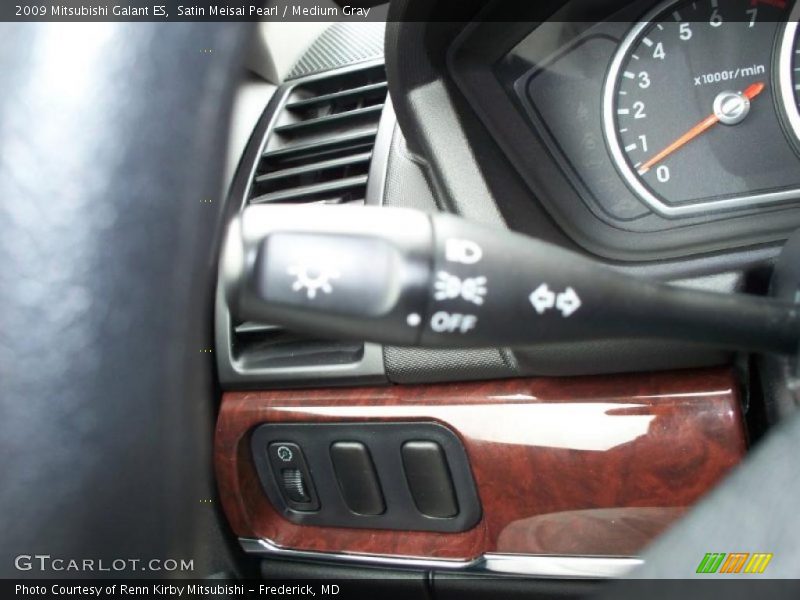 Satin Meisai Pearl / Medium Gray 2009 Mitsubishi Galant ES