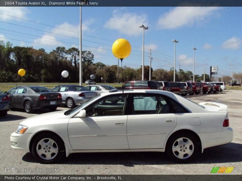 Diamond White Pearl / Ivory 2004 Toyota Avalon XL