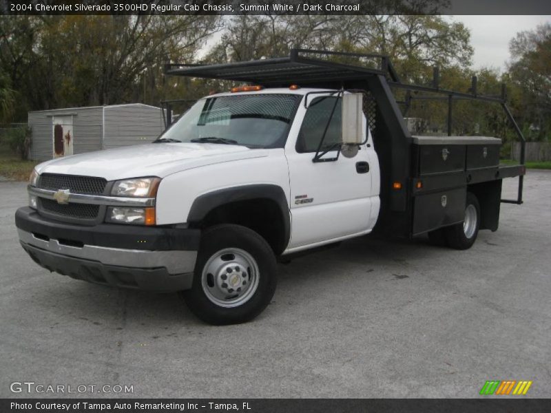 Summit White / Dark Charcoal 2004 Chevrolet Silverado 3500HD Regular Cab Chassis