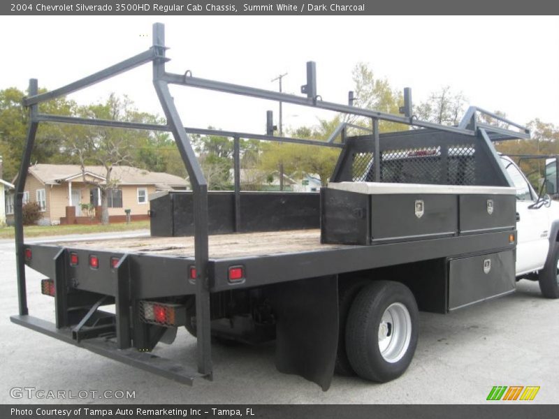 Summit White / Dark Charcoal 2004 Chevrolet Silverado 3500HD Regular Cab Chassis