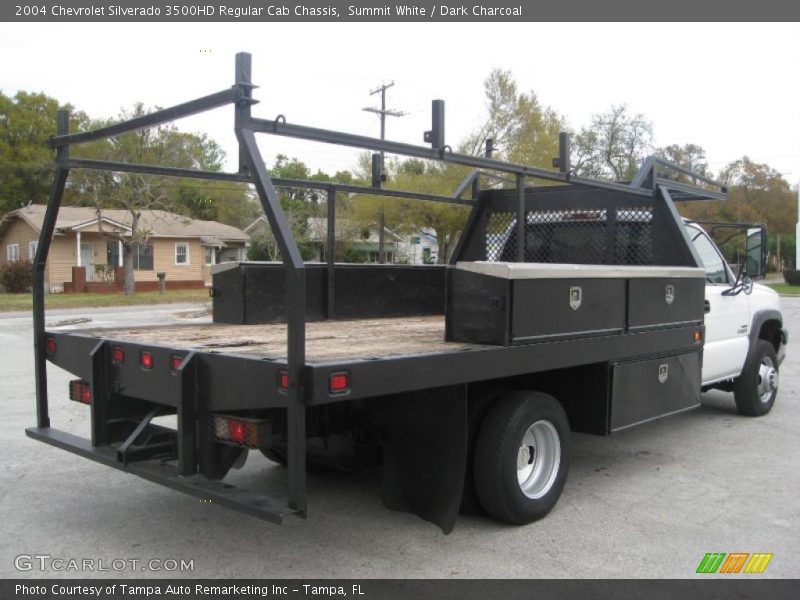 Summit White / Dark Charcoal 2004 Chevrolet Silverado 3500HD Regular Cab Chassis
