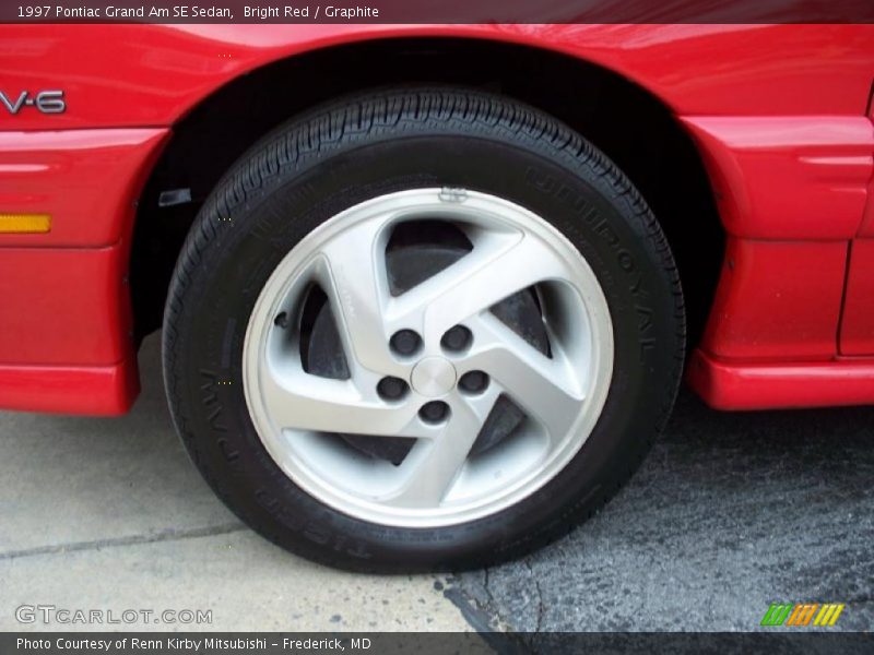 Bright Red / Graphite 1997 Pontiac Grand Am SE Sedan