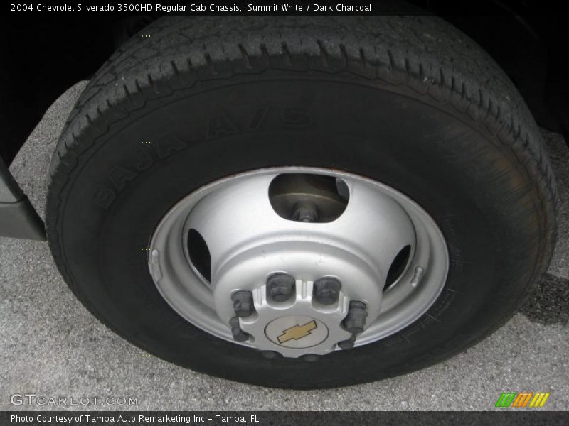 Summit White / Dark Charcoal 2004 Chevrolet Silverado 3500HD Regular Cab Chassis