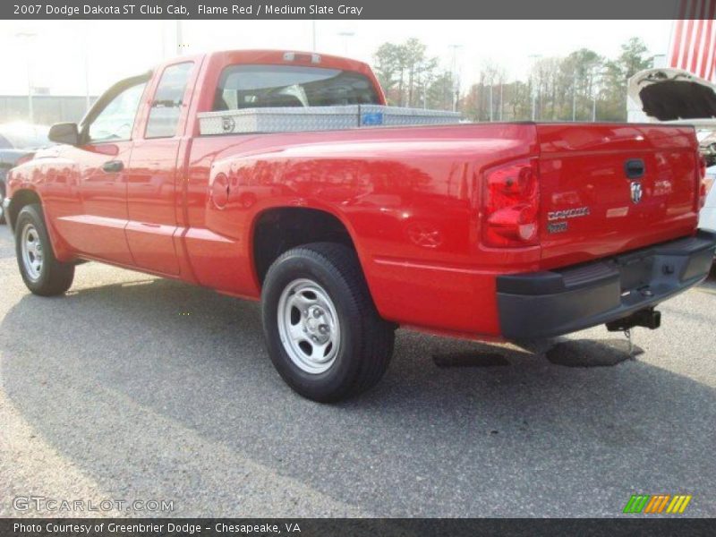 Flame Red / Medium Slate Gray 2007 Dodge Dakota ST Club Cab