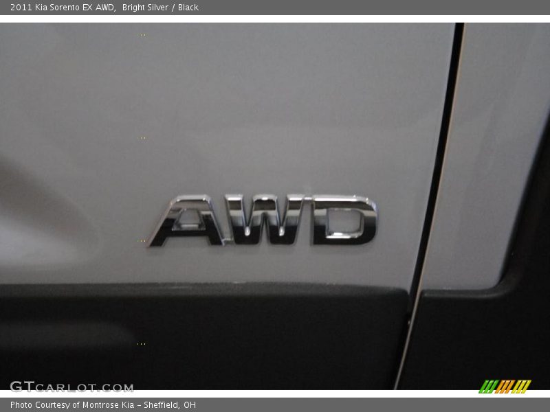 Bright Silver / Black 2011 Kia Sorento EX AWD