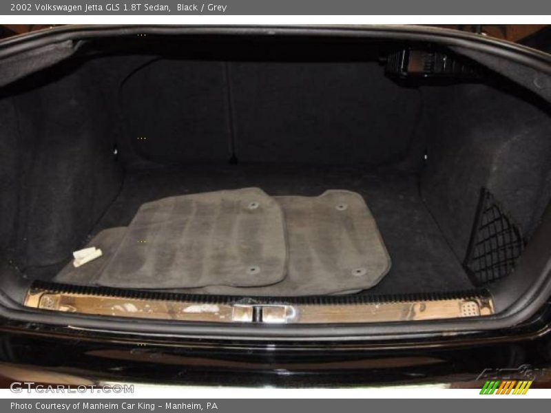 Black / Grey 2002 Volkswagen Jetta GLS 1.8T Sedan