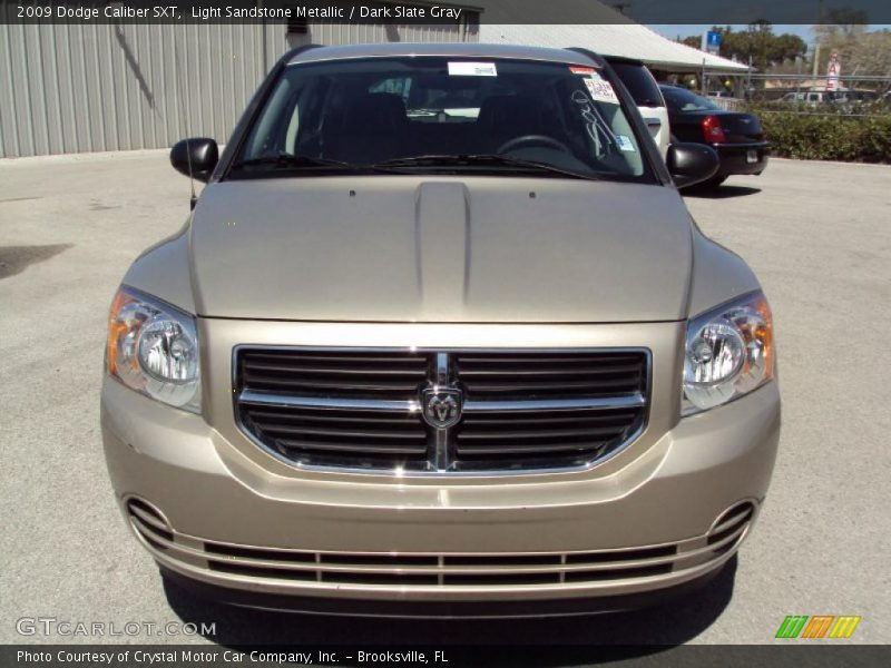 Light Sandstone Metallic / Dark Slate Gray 2009 Dodge Caliber SXT