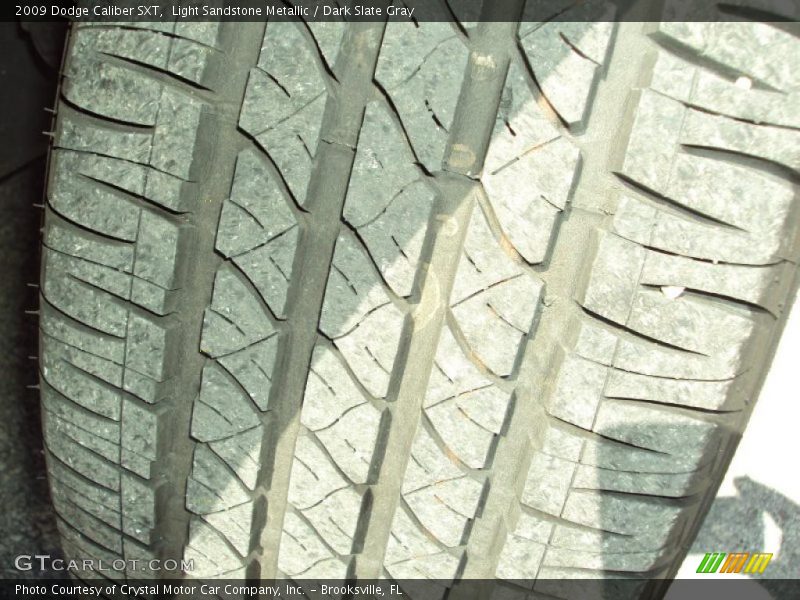 Light Sandstone Metallic / Dark Slate Gray 2009 Dodge Caliber SXT