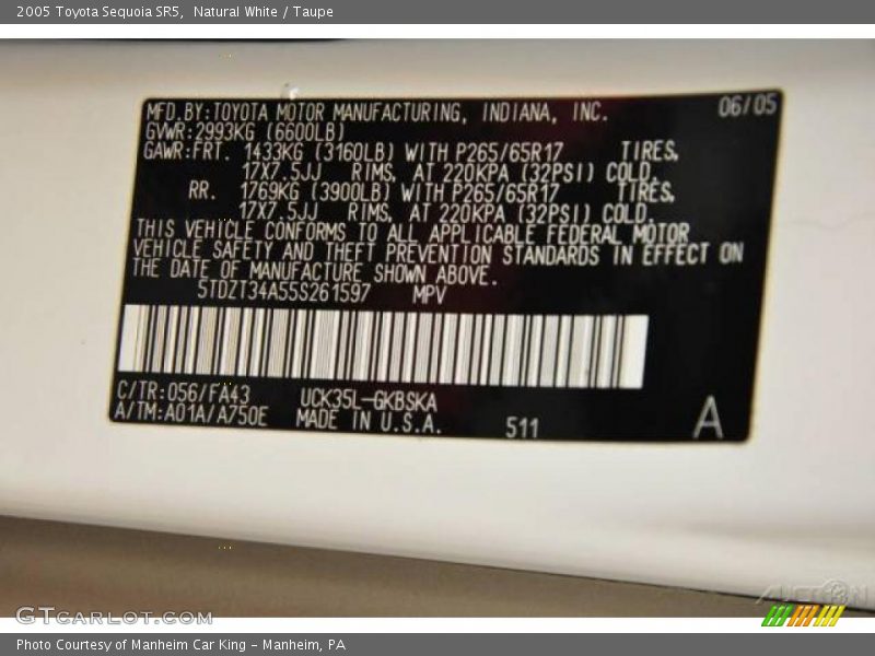 Natural White / Taupe 2005 Toyota Sequoia SR5
